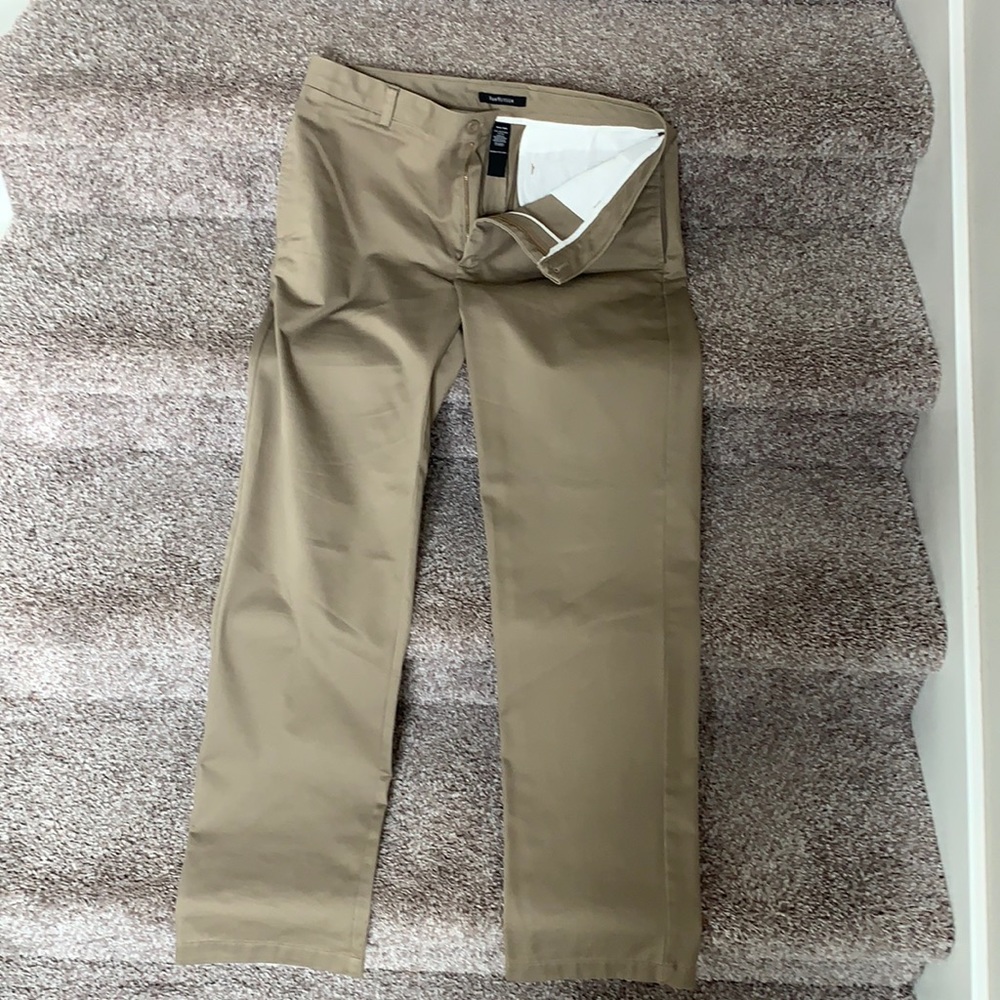 Van Heusen Men’s Slacks 34x34